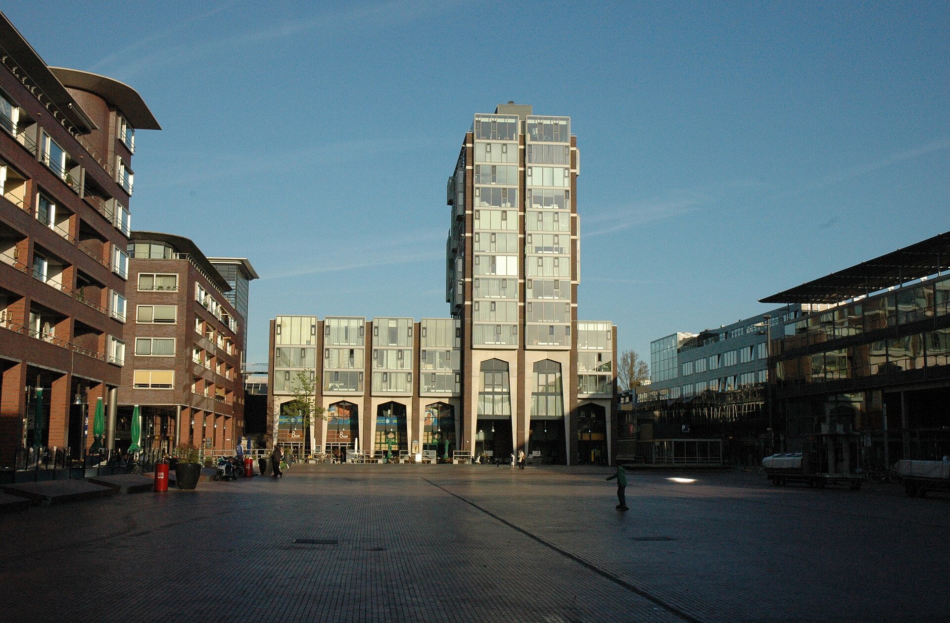 Амстелвен: Площадь Stadsplein
