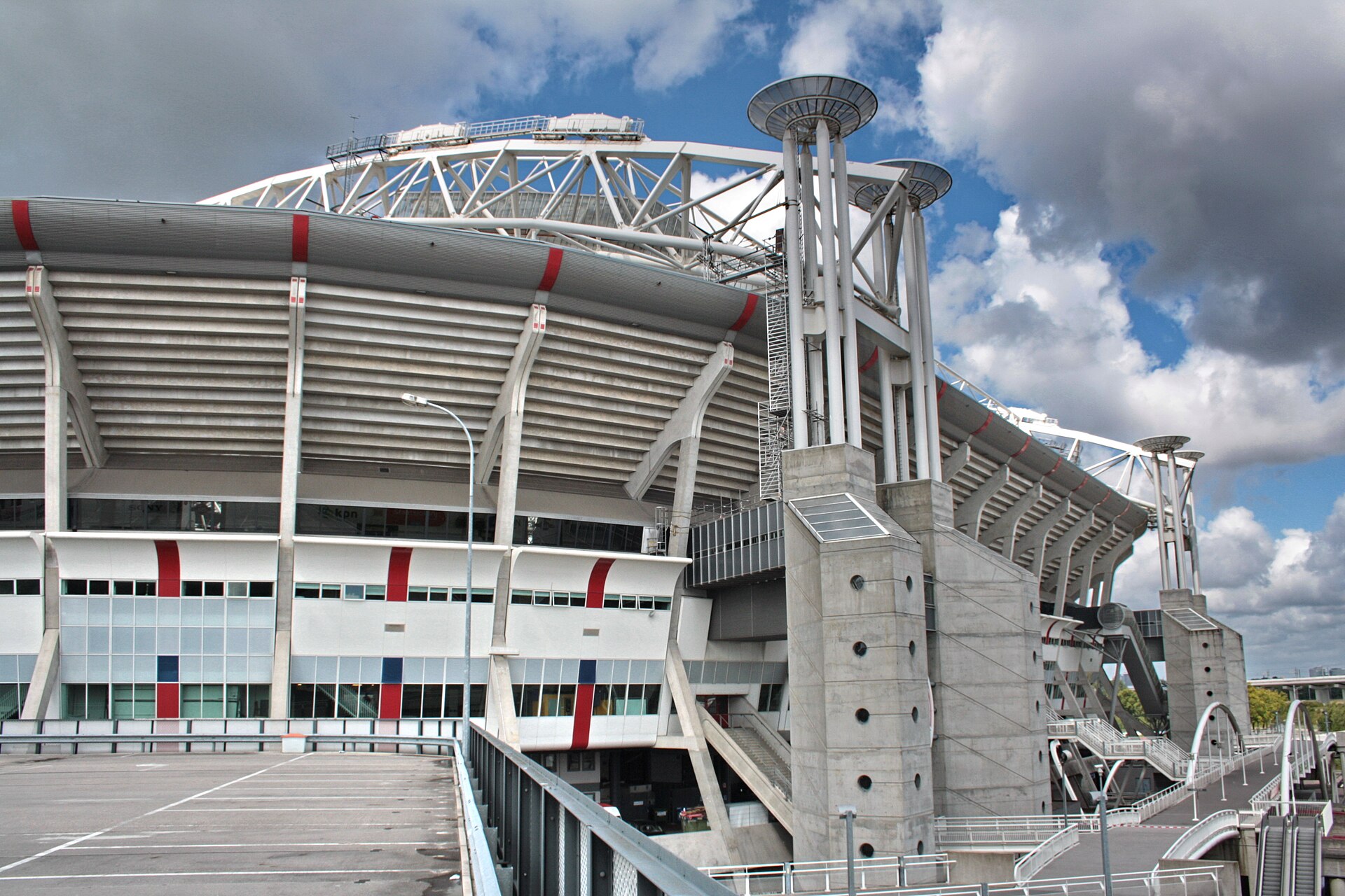 Стадион Johan Cruijff ArenA, где проходит AMF, 2009 год — снимок площадки, не самого фестиваля