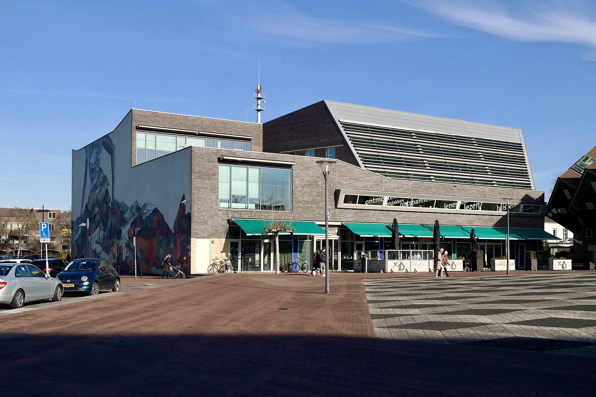 Bibliotheek Helmond: здание Bolles+Wilson на Watermolenwal