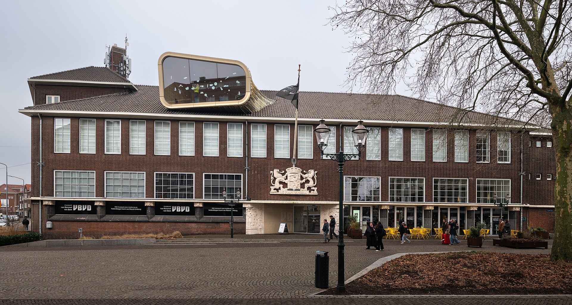 Museum van Bommel van Dam, Венло